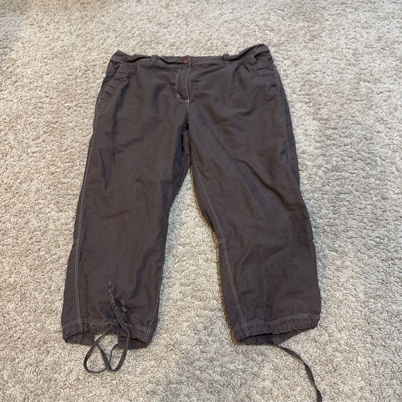 Marmot Pants Womens Medium Black Capri‎ Leg Tie Lightweight Outdoors - Picture 1 of 10